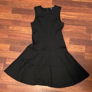 🌺 BOGO item!! Gap sleeveless black dress, size 8